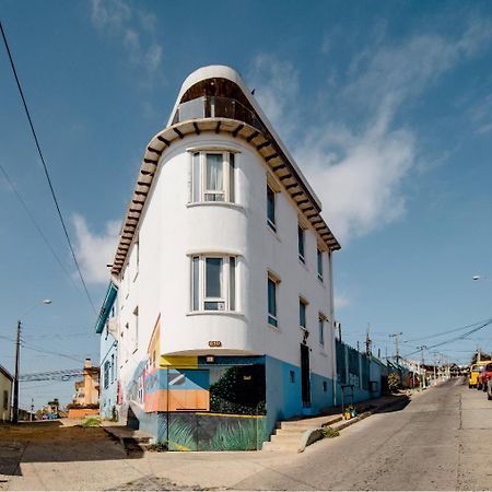 Hostal Lala Portena Vista Al Mar, Bano Privado Y Desayuno Valparaíso Eksteriør billede