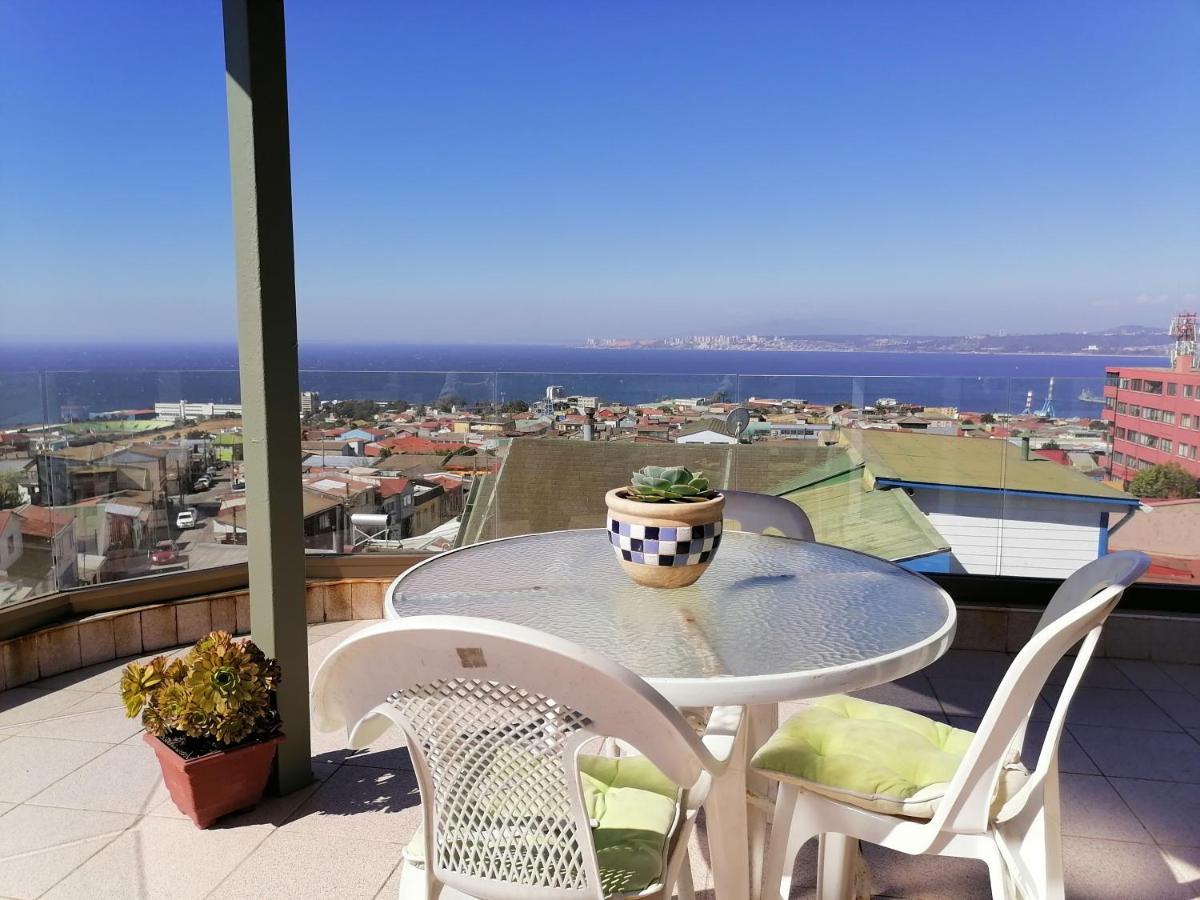 Hostal Lala Portena Vista Al Mar, Bano Privado Y Desayuno Valparaíso Eksteriør billede