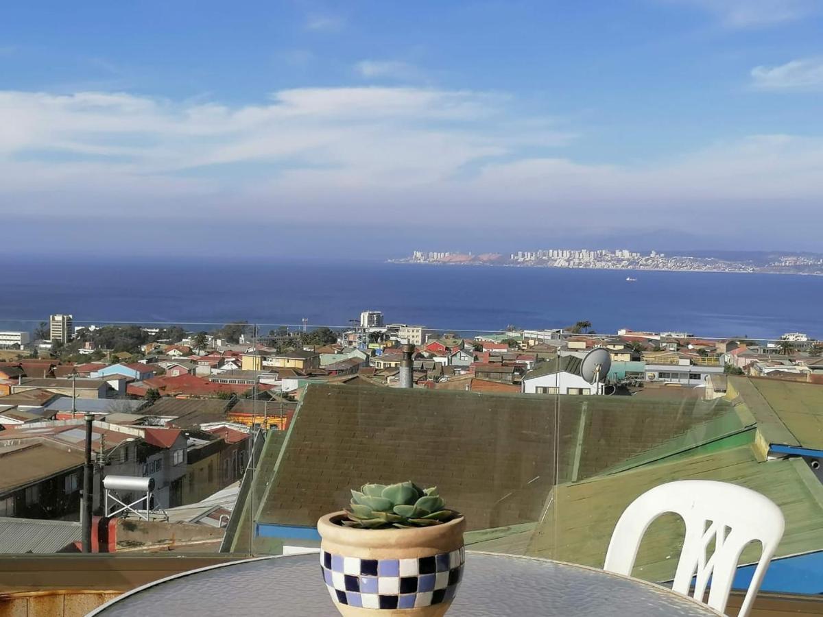 Hostal Lala Portena Vista Al Mar, Bano Privado Y Desayuno Valparaíso Eksteriør billede