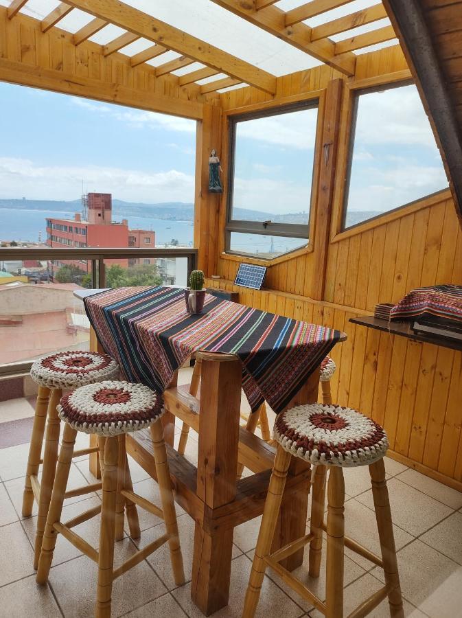 Hostal Lala Portena Vista Al Mar, Bano Privado Y Desayuno Valparaíso Eksteriør billede