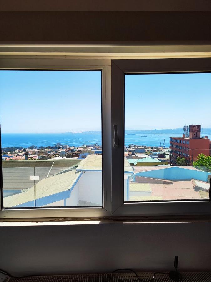 Hostal Lala Portena Vista Al Mar, Bano Privado Y Desayuno Valparaíso Eksteriør billede