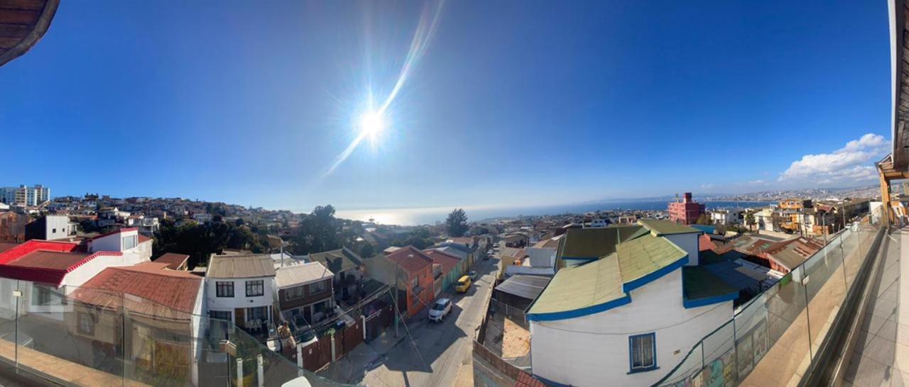 Hostal Lala Portena Vista Al Mar, Bano Privado Y Desayuno Valparaíso Eksteriør billede