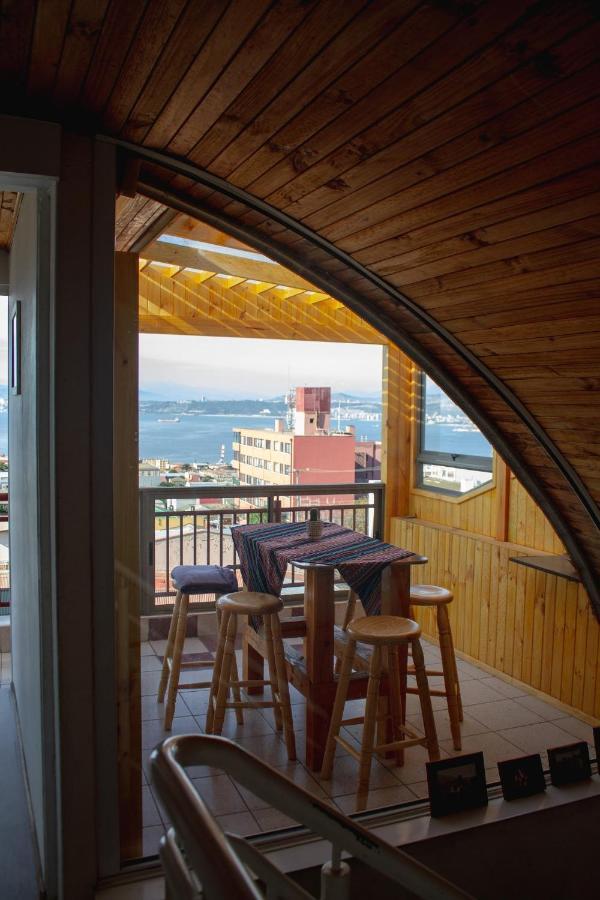Hostal Lala Portena Vista Al Mar, Bano Privado Y Desayuno Valparaíso Eksteriør billede